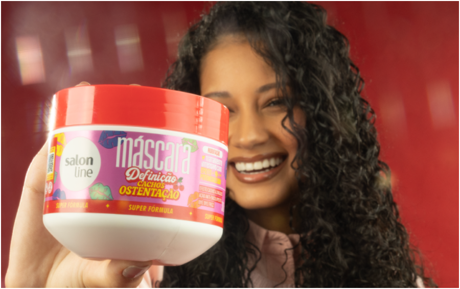 How to Combat Chronic Dryness and Restore Softness to Curly and Coily Hair