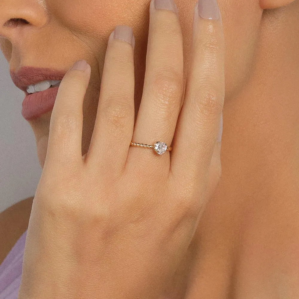 Anel Solitário de Coração Banhado a Ouro 18k Com Zircônia Romana