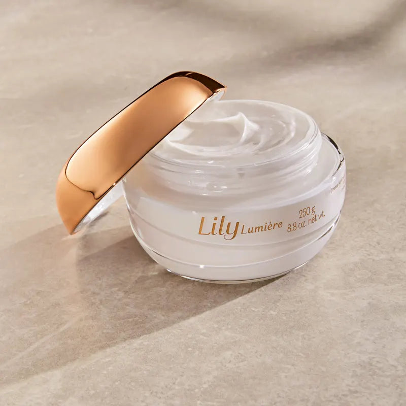 Lily Lumière Satin Hydrating Body Cream - 250g